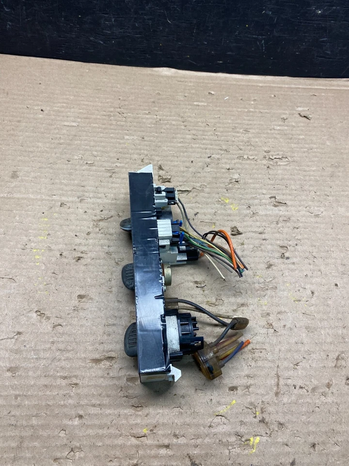 GMC Chevrolet Express 1500 1998-2001 control de clima aire acondicionado J9527 DG Foto 4 de 4