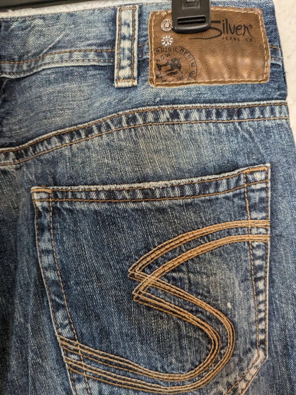 Picture 3 of 5