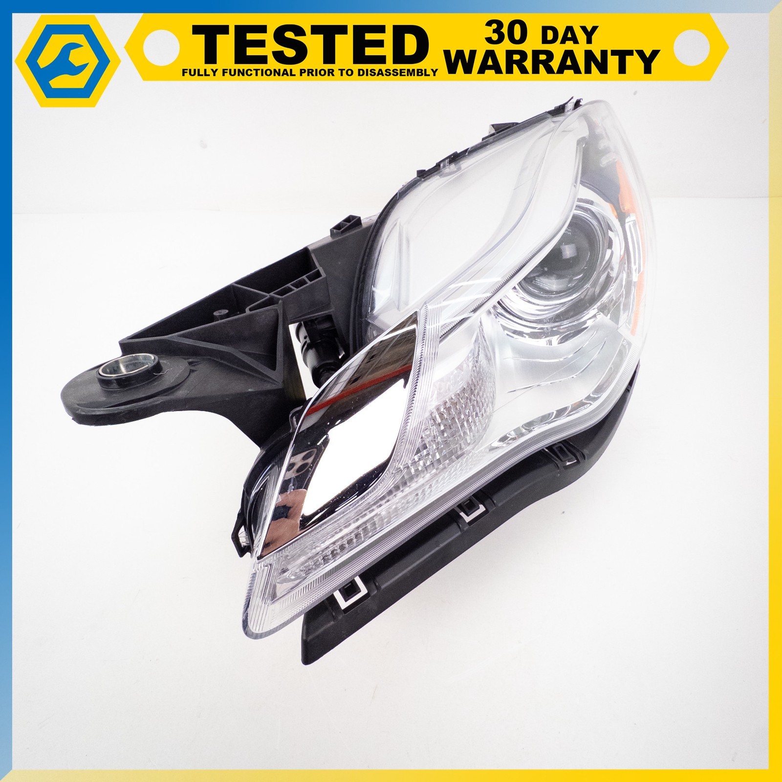 Maserati Quattroporte 2014-2017 Front Left Headlight