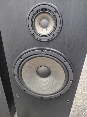 Vintage Yamaha NS-A1235 8 OHMS 200 Watt 12