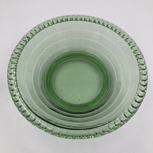 "Cuenco de vidrio vintage Green Depression con borde de cuentas - 8"" de diámetro" - Imagen 3 de 12