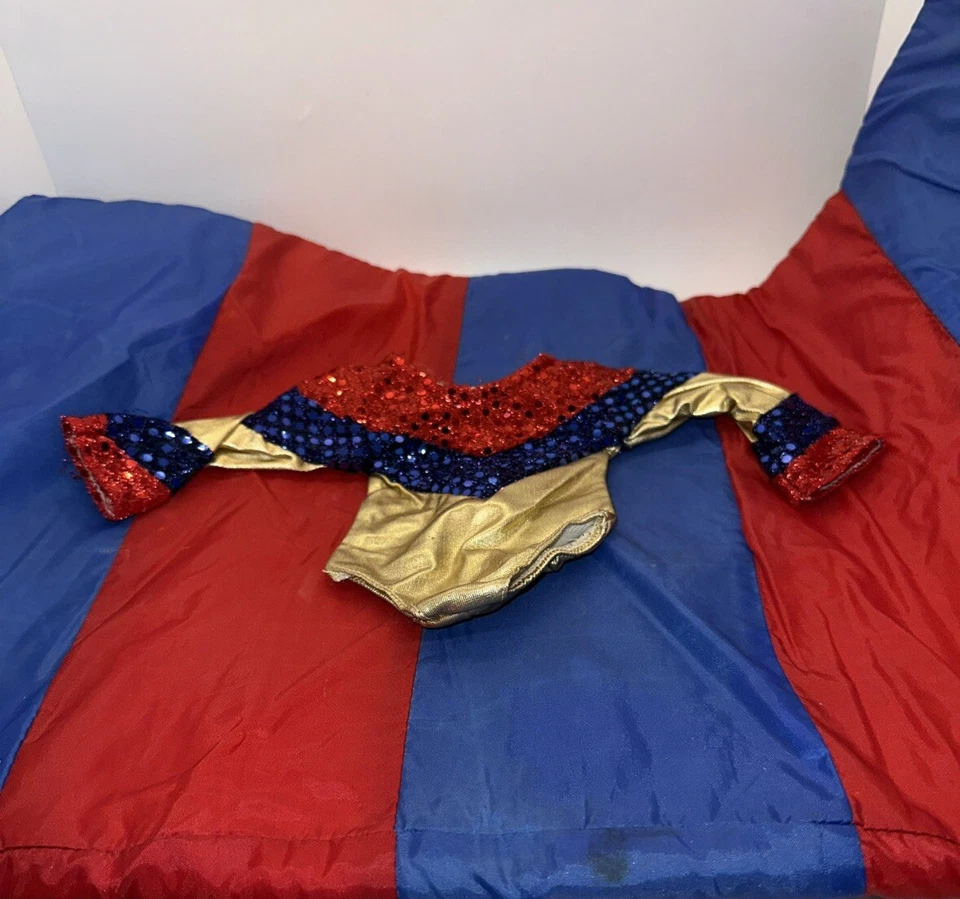 Alfombra de gimnasia y uniforme de lentejuelas American Girl Doll Foto 2 de 4