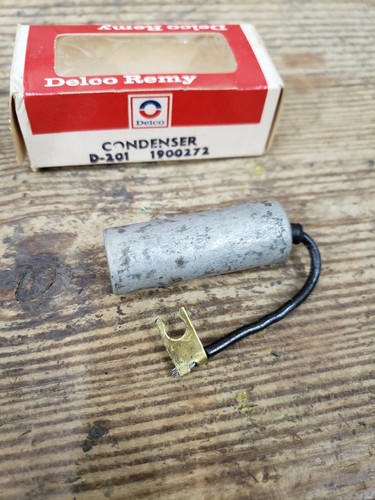 NOS 37-55 GMC CHEVROLET TRUCK DELCO 6 VOLT D-201 DISTRIBUTOR CONDENSER 1900272 - Picture 3 of 7