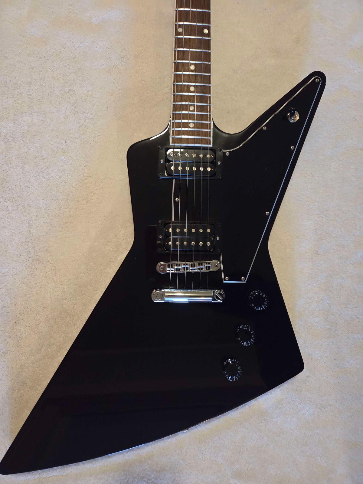 Gibson Limited Edition '70s Explorer Reissue - Ebony Black - 100% Original