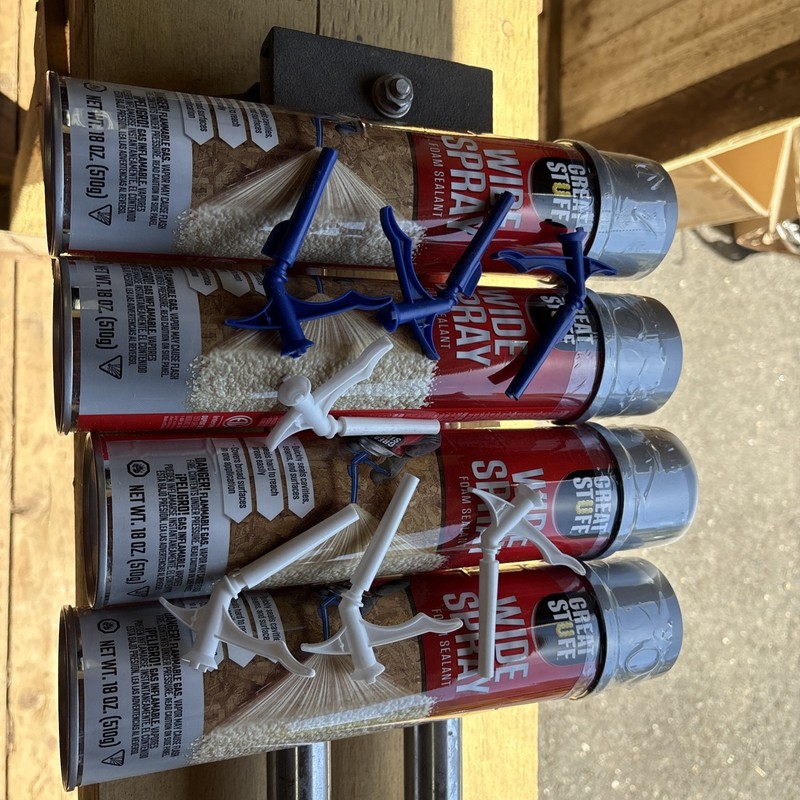 Great Stuff Wide Spray Foam Insulation Kit – Closed Cell Polyurethane
