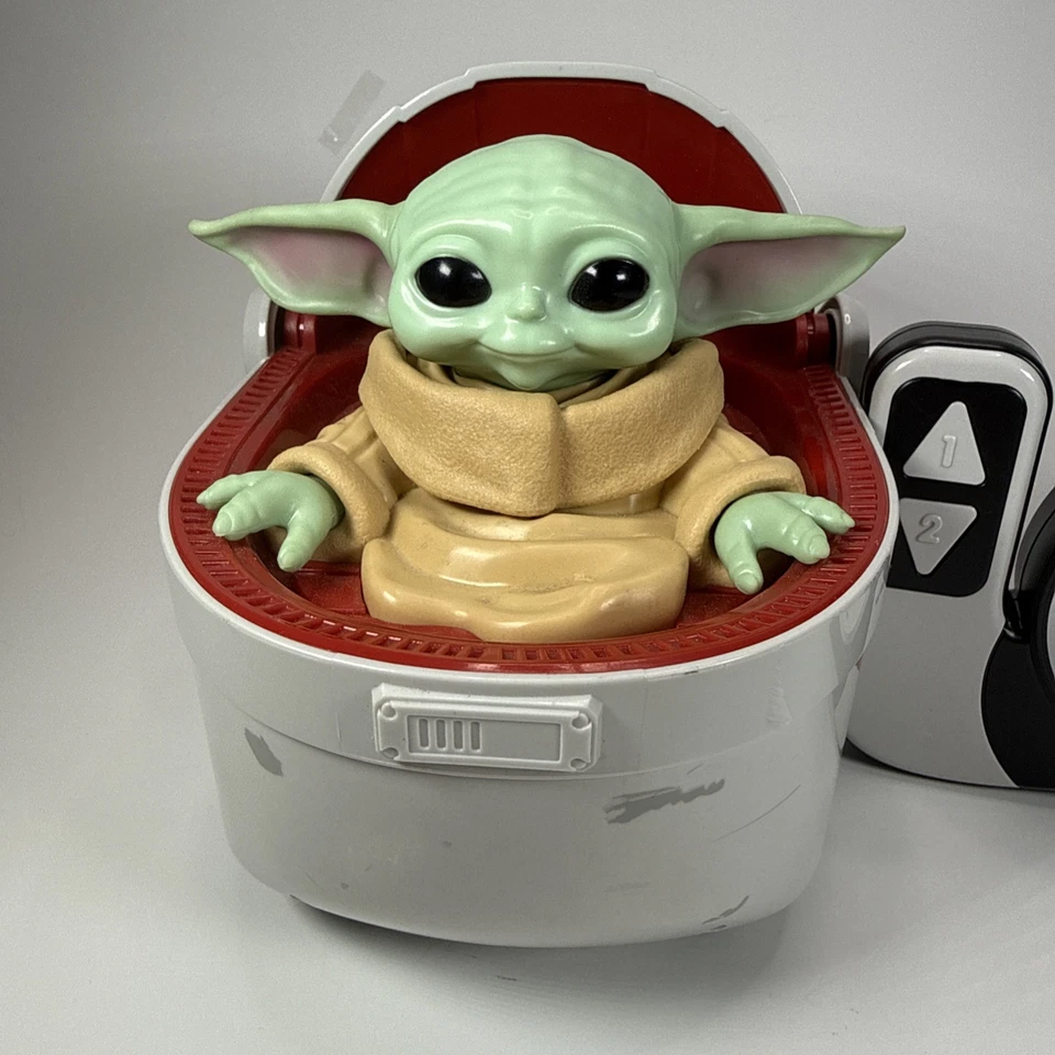 Star Wars Mandalorian Grogu and Hover Baby Yoda Pram with Remote Control Tested - Image 2 of 4