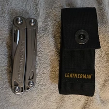 Leatherman Wingman Multi-Tool Stainless Steel, Partially Serrated Blade, Sheath