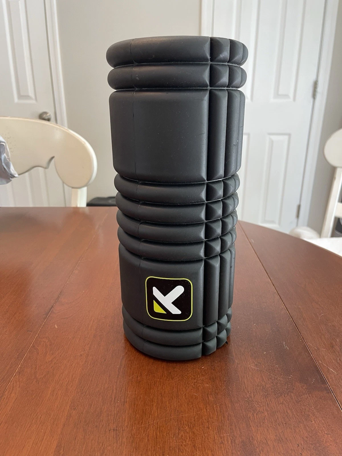 TriggerPoint Hollow Design Foam Roller, Black/Green - TPT-FMROLL
Opens in a new window or tab