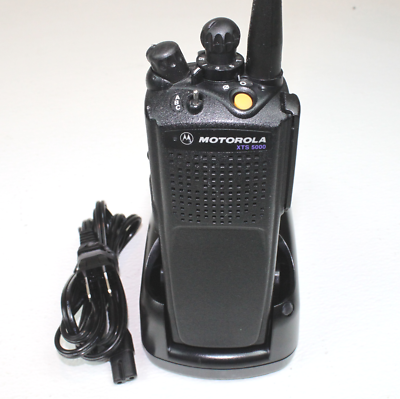 Motorola XTS5000 UHF Model I P25 Digital 403-470 48ch