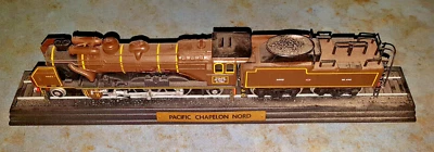 locomotive collection fixée sur socle déco ancien loco paicific nord chapelon - Photo 1/2