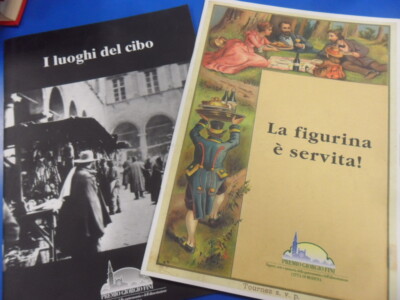 servierte figur + die Orte des Essens. modena 2 broschüren ausstellungen av 