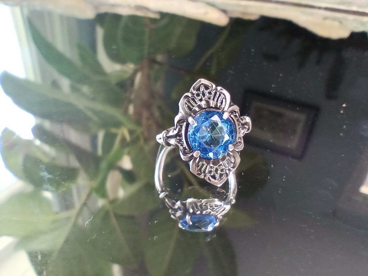 GORGEOUS Antique Sterling Silver Filigree Ring with Blue Stone