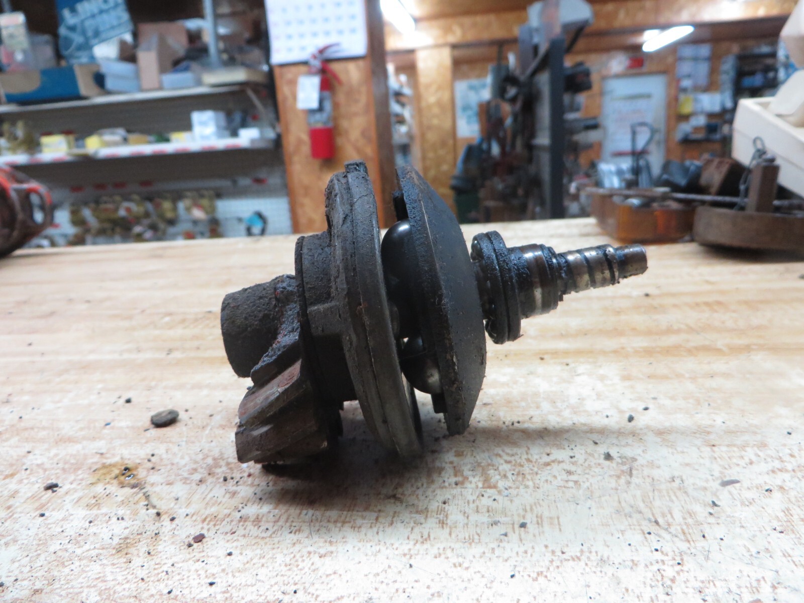 2N,9N, 8N FORD TRACTOR GOVERNOR FOR PARTS BROKEN GEAR eBay