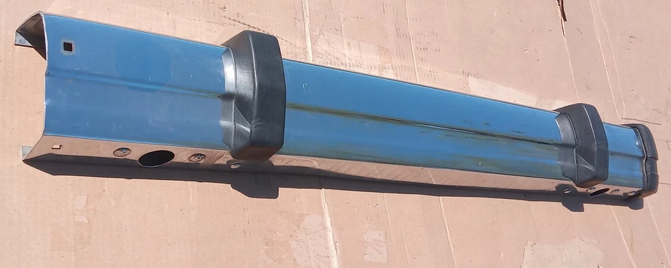 PARAGOLPES DATSUN B210 1977-1978 (TRASERO) Foto 3 de 4