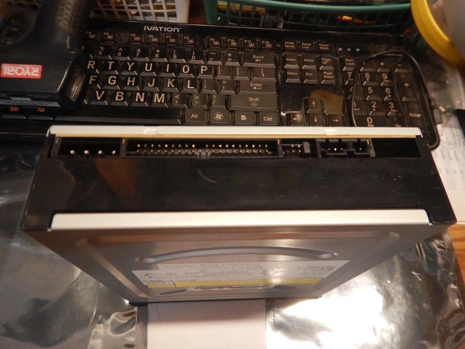 Sony FlashLabel DVD and CD Rewriter AD-7203a IDE 40 Pin Drive - Image 4 of 4