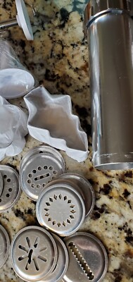 cookie press With 26 Parts/ Pieces For Decoration open box 