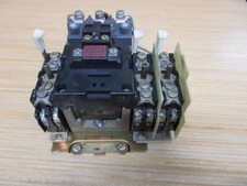 Allen Bradley 709-BOD Starter 709-B0D Ser. L W/ 3 Relays
