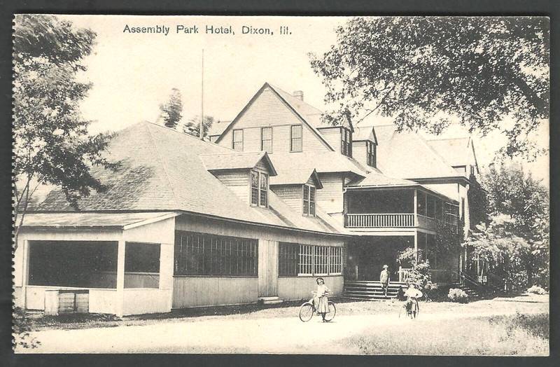 DIXON ILLINOIS Assembly Park Hotel c. 1910 Wheelock Divided Back Postcard