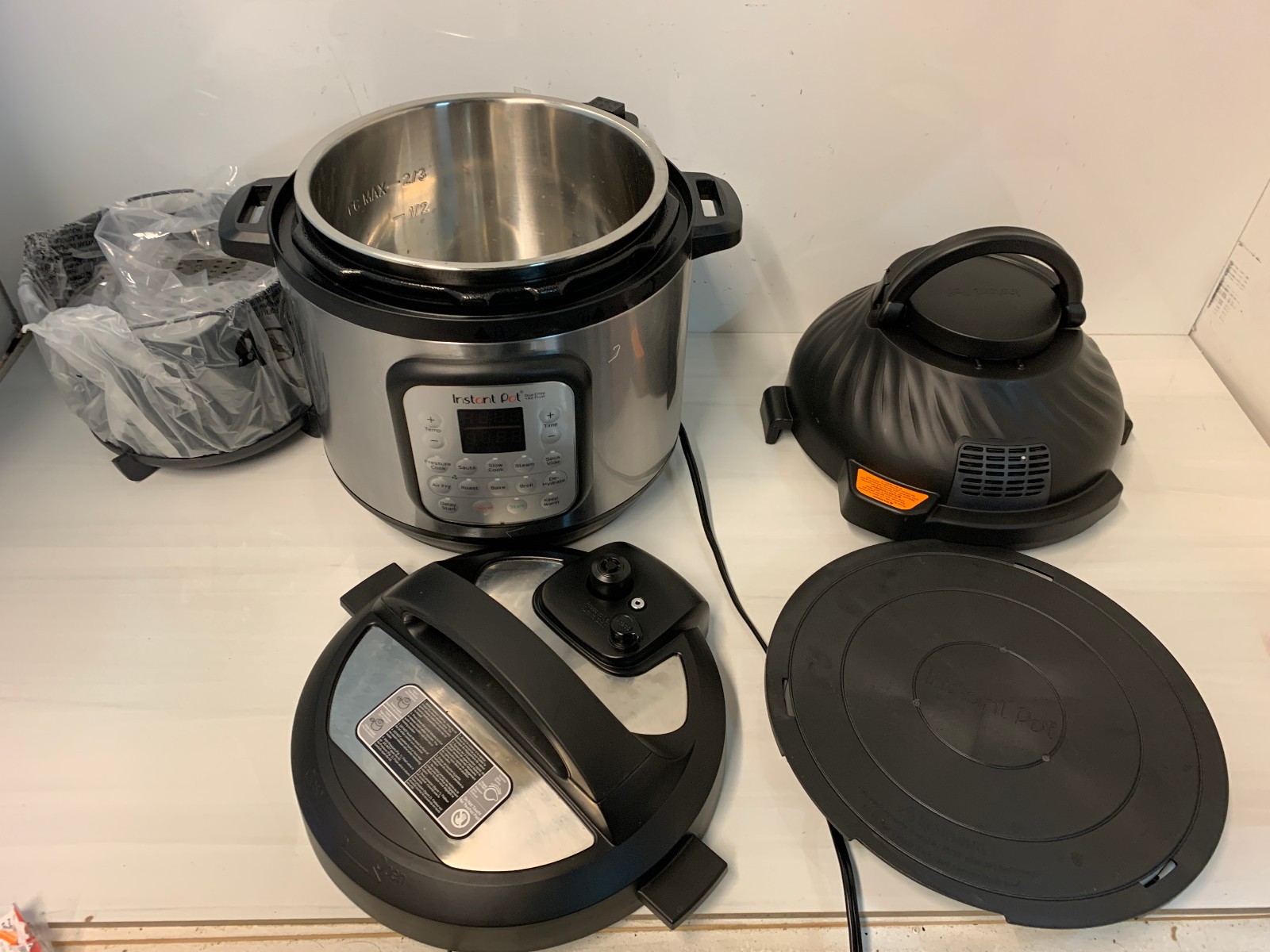 Instant Pot 8-Quart Duo Crisp 11-in-1 Electric Pressure Cook