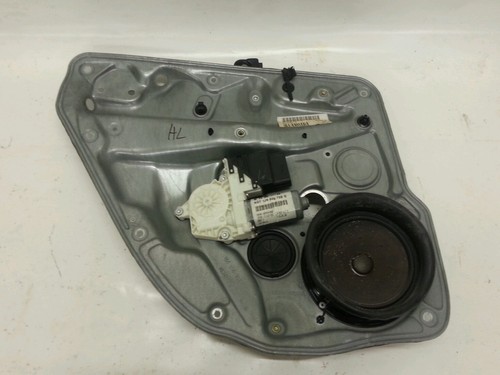VW Bora elektrischer Fensterheber hinten links Fensterhebermotor 1J5839729G