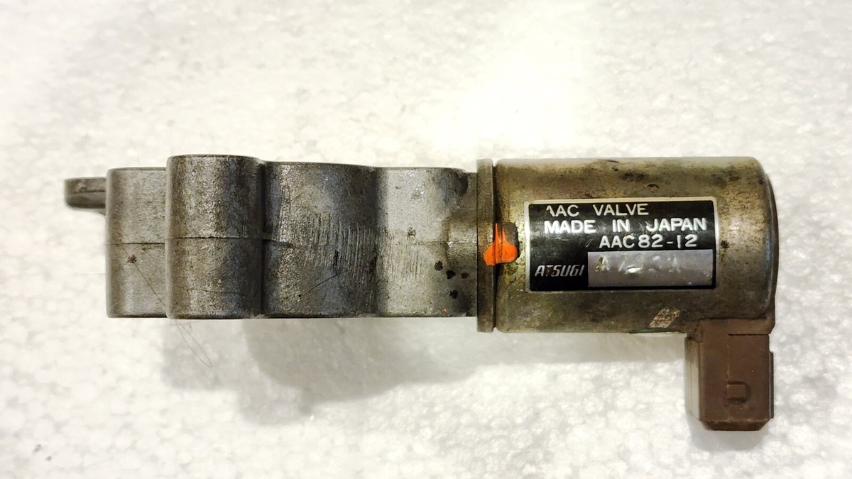 OEM 1988 NISSAN STANZA SX200 IDLE AIR CONTROL VALVE IAC JAPAN