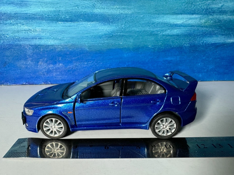 PLACAS PERSONALIZADAS Diecast Mitsubishi Lancer Evolution X 1:36 Modelo Niño En Caja Foto 4 de 4