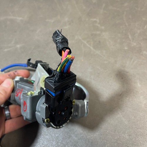 2011-2013 KIA SORENTO STEERING IGNITION SWITCH LOCK CYLINDER WITH KEY OEM - Picture 6 of 13