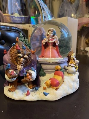 Beauty And Beats Snowglobe Figure la Belle Et La Bête Disney Figurine IN BOX - Photo 1/4