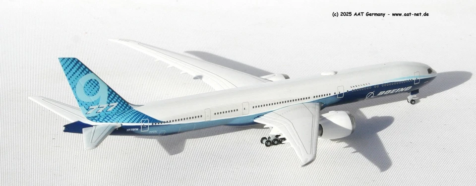 Herpa Wings 1:500 - 533133 - Boeing 777-9 Boeing House Colors N779XW NUOVO & IMBALLO ORIGINALE - Immagine 2 di 4