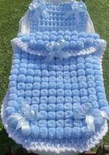 Beautiful Thick Pom Pom Blanket Pram Size baby blue/white 