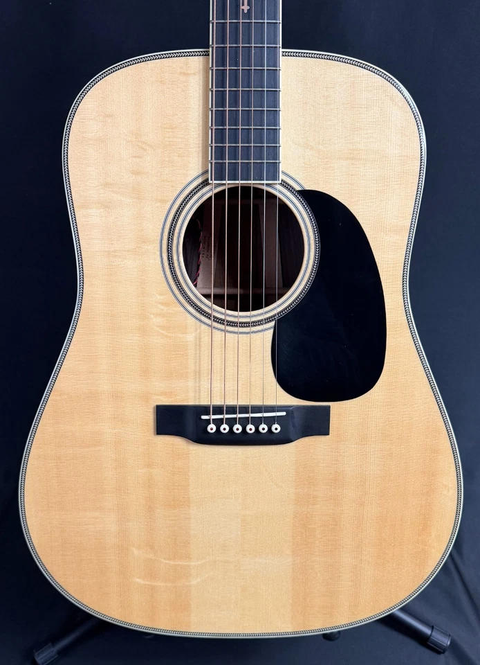 Guitarra Acústica Martin Custom Shop D-35 Seth Avett Dreadnought Brillo Natural Foto 2 de 4