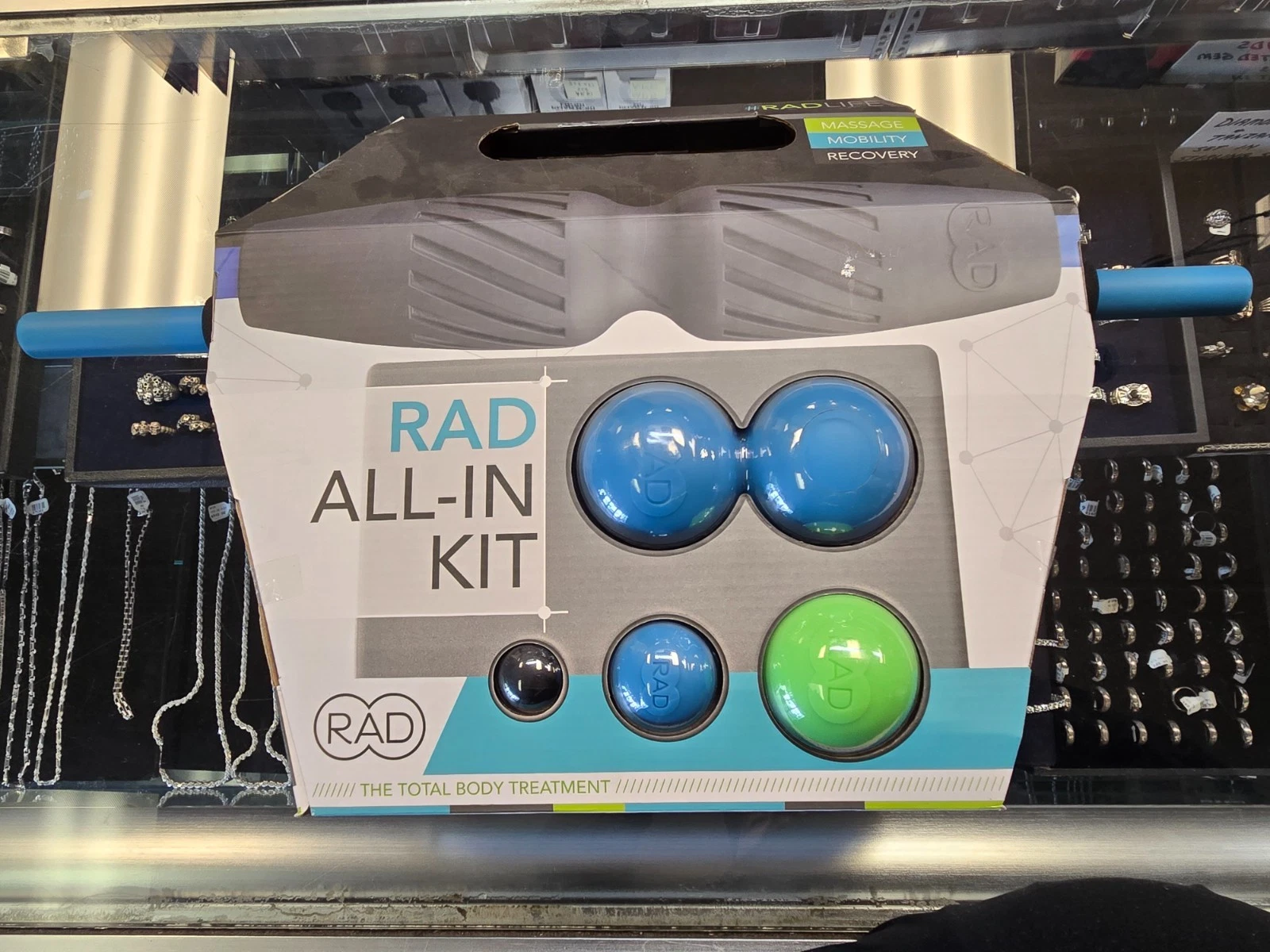 RAD All-in Kit – Foam Roller Set for Whole Body Massage – 7 in 1 Kit - NEW
Opens in a new window or