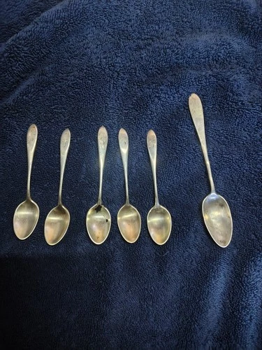 Gorham Sterling Silver Fork And Spoons 2.90 Ouunces 5 Have Monogram T.  See Pics