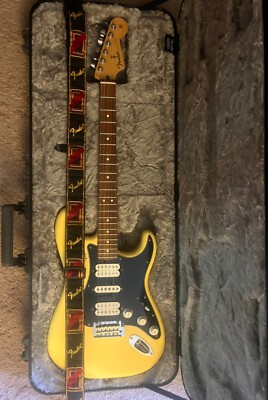 Guitar With Equipment. Fender Stratocaster In Buttercream.