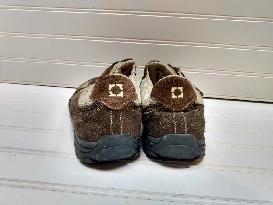 Sapatos sociais casuais Kenneth Cole Reaction couro marrom crianças 3M - Imagem 3 de 4