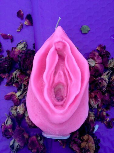 My Secret Garden: A Rose Vagina Sensual Aromatherapy Beeswax Candle Gift - Picture 1 of 7