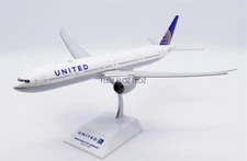 1:200 for JC Wings for United Airlines for Boeing B777-300ER N2534U Flaps down