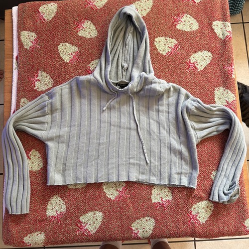 Forever 21 Cropped Hoodie Size Medium