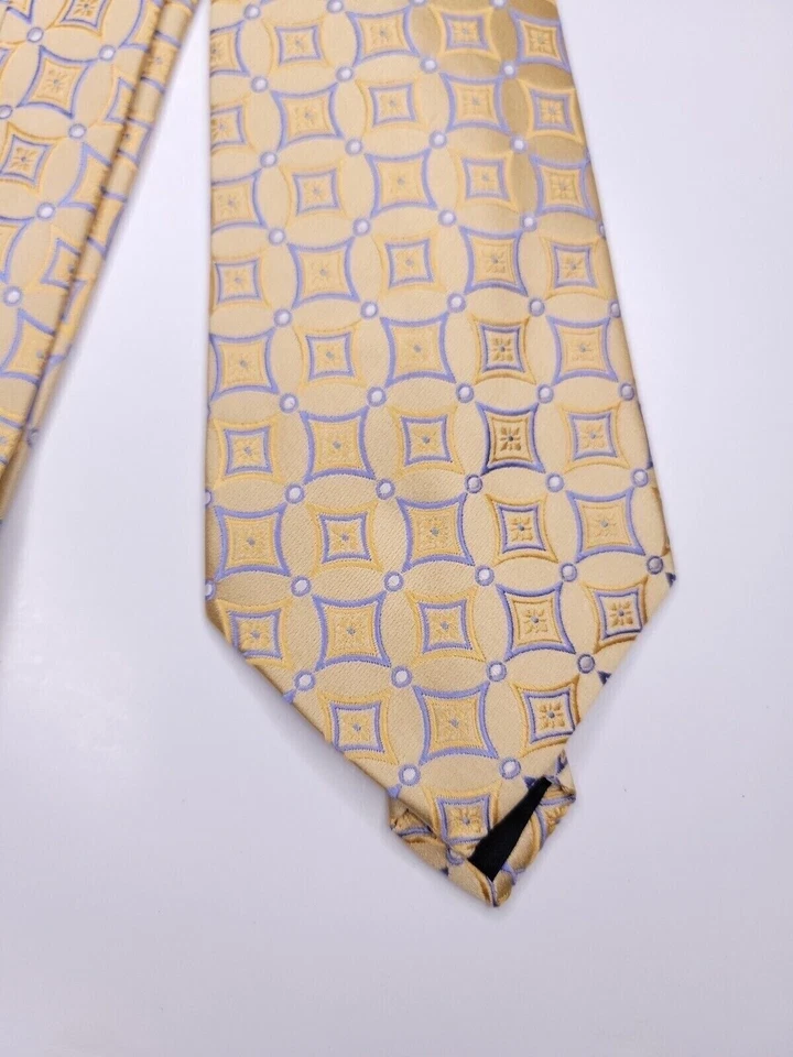 Corbata formal Croft & Barrow para hombre 58"Lx4"W corbata dorada Foto 2 de 4