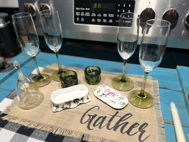 8 Piece Lot Clear/avacado Glass(2 Pc Candle Holder Bell Box And 4 champagne flut