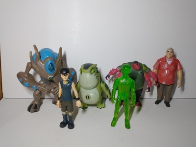 Ben 10 Ultimate Aliens 6 Figure Lot Fast Shipping