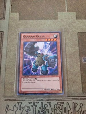 YUGIOH GOGOGO GOLEM STARFOIL 1ST ED NM (SP14,BP01)