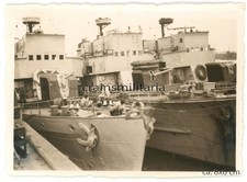 Orig. Foto Schiff Boot Torpedoboot im Hafen in Frankreich