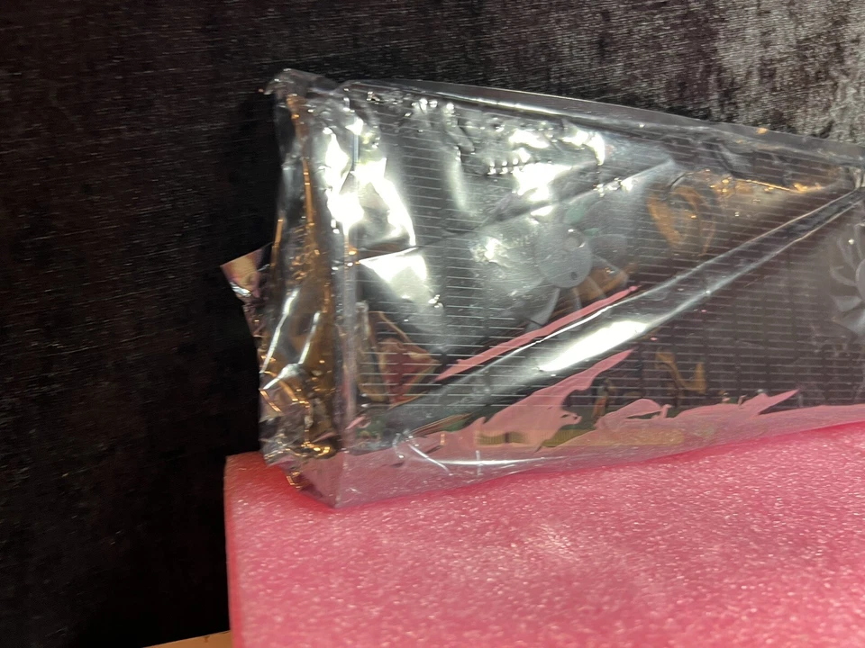 Highpoint SSD7140 PCIe 3.0 x16 8-Port U.2 NVMe RAID HBA SSD 7140 - Image 2 of 4