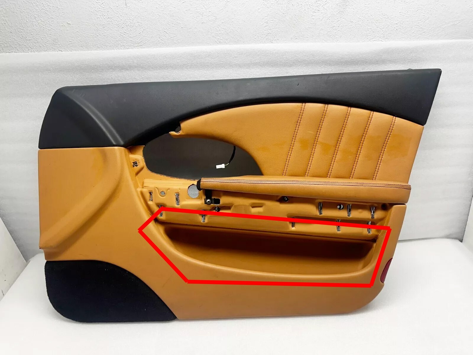 P50156 2003-2012 Maserati Quattroporte Front Door Panel Lower Pocket Insert Trim