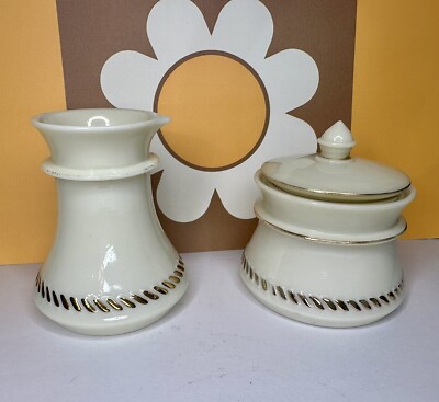 VINTAGE  WHEATON WARE CUSTARD GLASS CREAMER & SUGAR BOWL SET