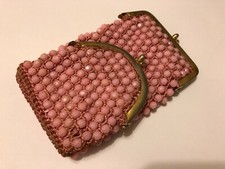 VINTAGE MOD 1960's PINK FACETED BEADED DOUBLE COIN CHANGE PURSE