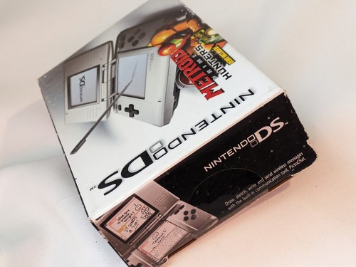 Nintendo DS Handheld System Silver Metroid Prime Hunters Demo Box Working - Picture 10 of 14