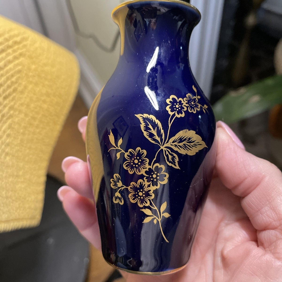 コバルトブルーの金箔装飾花瓶 コバルトブルーの金箔装飾花瓶 コバルトブルーの金箔装飾花瓶