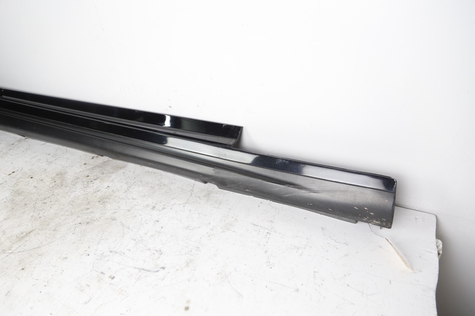 18-22 Maserati Ghibli S M157 Right Side Rocker Panel Side Skirt Black 802A OEM